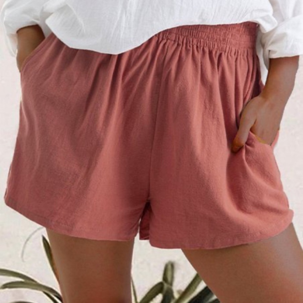 Romantichut Red Pocket Shorts NWOT